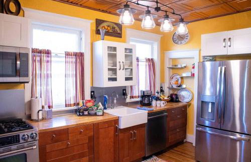 Maple House Large Vacation Home, Sleeps 7 Pet Friendly Great Location - Foto 21