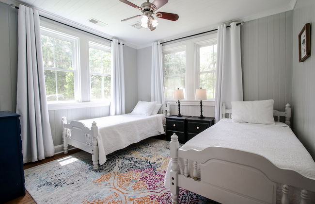 Historic Home for 7 with Apartment - Foto 12