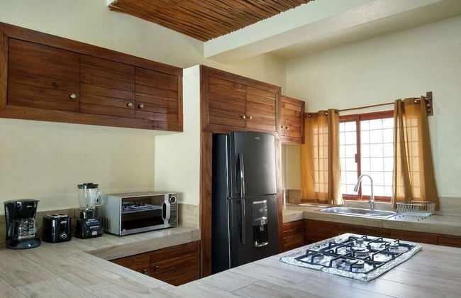 One Extra Free Night Staying 3 Nights Intl Chef & Yacht - Brekky Available - Foto 37