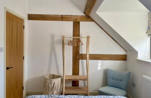 Stylish Barn with Meadow Views & Brookside Garden - Foto 2