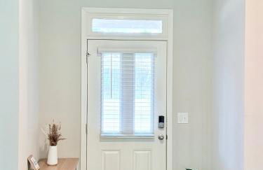 Luxury 5 Bedroom 4 bath open kitchen living room - Foto 30