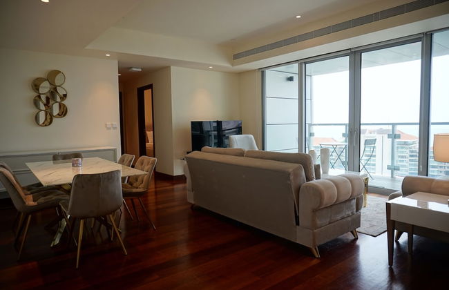 Opulent Comfort Suites - Photo 7