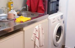 Magnifique F2 avec terrasse et parking, proche d'un parc et à 7 minutes à pieds de la Gare - Foto 17