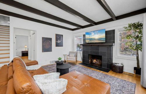 Campus Corner Retreat Two King Beds and Dog Friendly - Foto 3