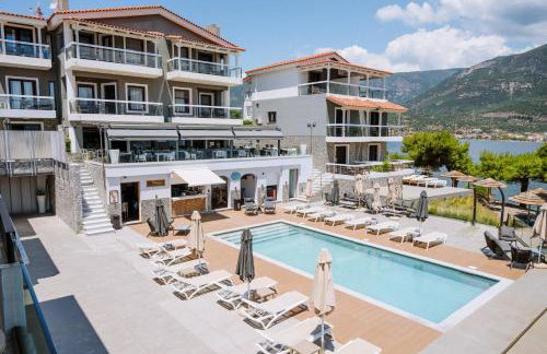 Trizonia Bay Hotel - Photo 70