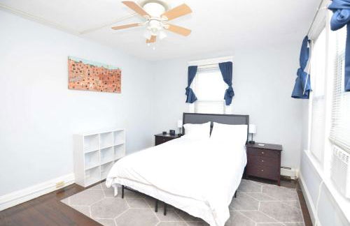 Spacious Home with Parking, Laundry - Near RU, RWJ, NJ Transit - Foto 18