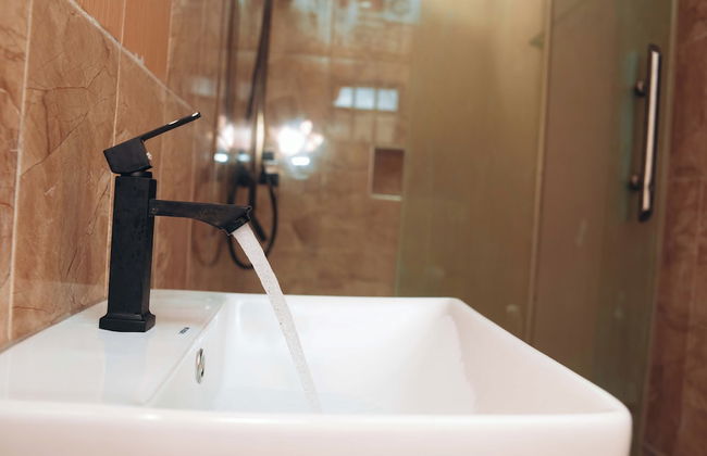 Aaron's Place Luxury Apartments & Rooms - Photo 53