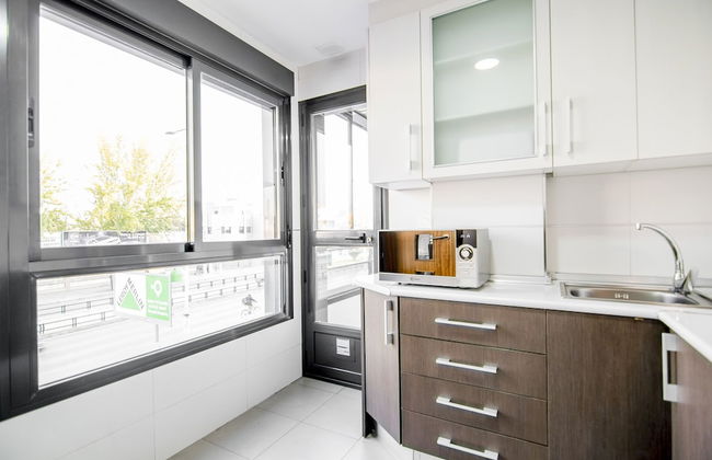 EnjoyGranada LUJO Piscina y Parking - Foto 15