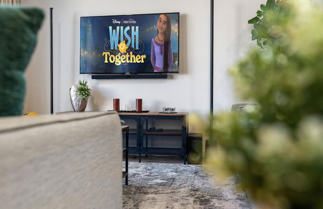 Private Hot Tub 3-bedroom 8 Miles From Disney - Photo 74