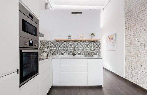 Stylish Apartment with Terrace for Couple or Family - Foto 11