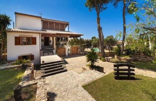 Tranquil Mallorquin Villa with Private Pool Beach Access - Foto 13