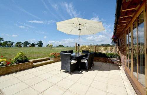 3 Bed in Rye oc-rh1137 - Photo 1