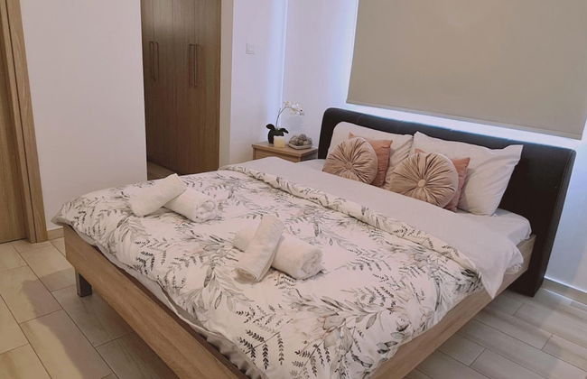 73 LCA - Stay Novel Apartment - Photo 6