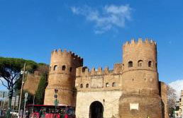 The Golden Pyramid - Photo 21