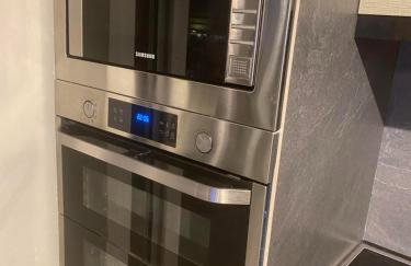 Villa ELi - Luxury Nature Getaway - Strategically located for Beach Exploration - Onsite Power for Electric Vehicle - Foto 28