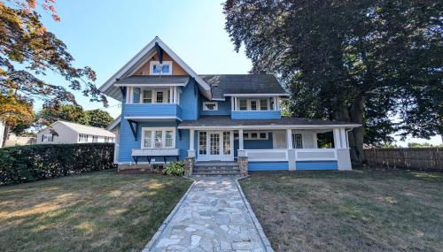 Beechmont-Charming Colonial for Events and Getaways! - Foto 3, Garden, Garden view