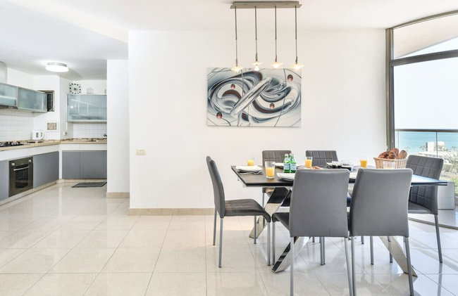 Herzliya Seaside Charming Home by Sea N' Rent - Foto 32
