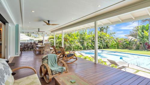 Gorgeous Renovated 1937 Plantation Style Beach House 50 Steps To The Center Of The Beach 5 Bedroom Home by RedAwning - Foto 4