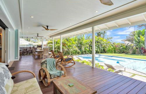 Gorgeous Renovated 1937 Plantation Style Beach House 50 Steps To The Center Of The Beach 5 Bedroom Home by RedAwning - Foto 4