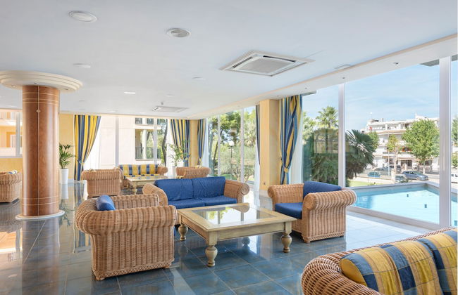 Aparthotel Can Picafort Palace - Photo 2