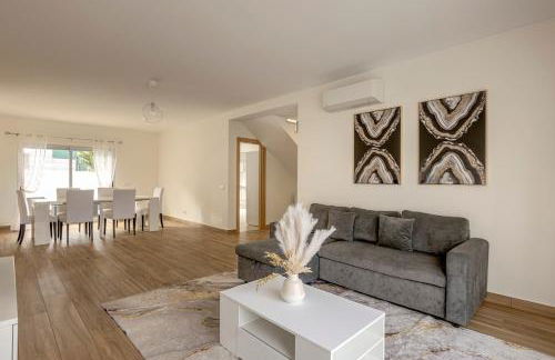 Bright & Airy 3BR Spacious Villa - Foto 12