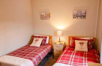 Spacious 4-Bedroom House in Glenboig - Foto 5