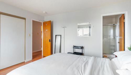 Cozy and Secure 3-Bedroom, 2-Bath Unit with 6 Beds and Beautiful Bay View - Foto 3