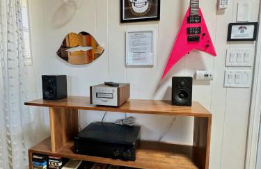 Mid-Century Modern Home w/Pool & Hot Tub - Foto 13