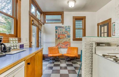 Landmark 23 - Photo 71