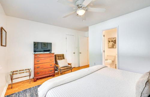 Oak Island Cottage Minutes to Long Beach! - Foto 11