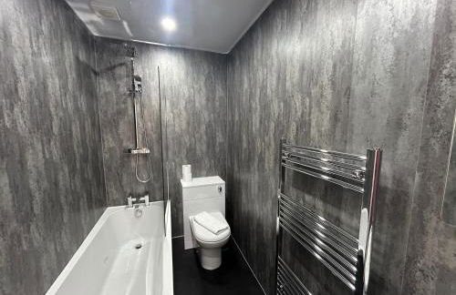 One Bedroom Apartment by Klass Living Serviced Accommodation Coatbridge - Albion Apartment with Wifi and Parking - Foto 15