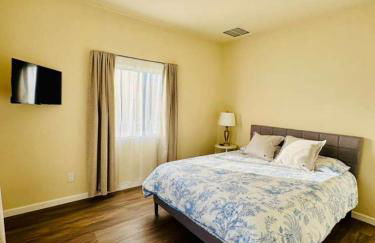 New Home Near Legoland and Disney Sleeps 12 - Foto 56