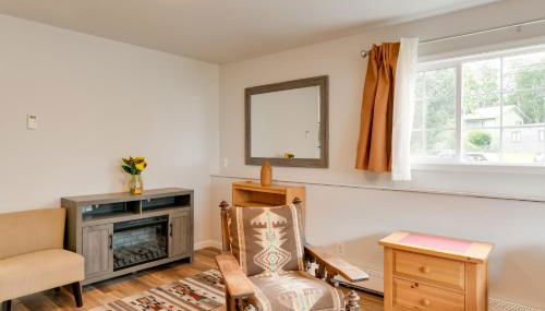 6 Mi to Dtwn Bright and Airy Anchorage Getaway! - Photo 5