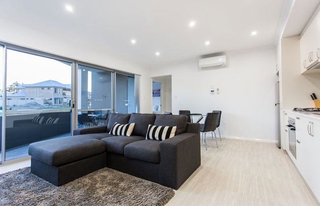 Reflections by Rockingham Apartments - Photo 5