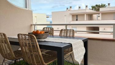 Apartamento con piscina y parking privado - Foto 4