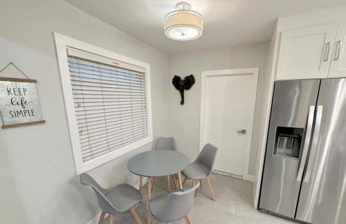 Rainforest Villa 4 Bedroom PoolSpa Walk2Disneyland - Foto 15