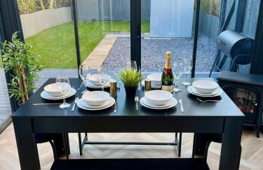 Waterside House - Luxury Home near Alton Towers & Trentham - Free Parking & Garden - Foto 19