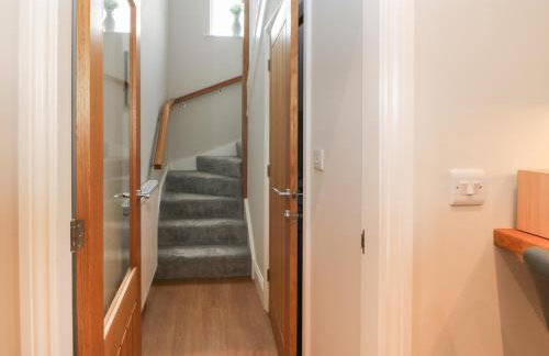 1 Claire House Way - Photo 4