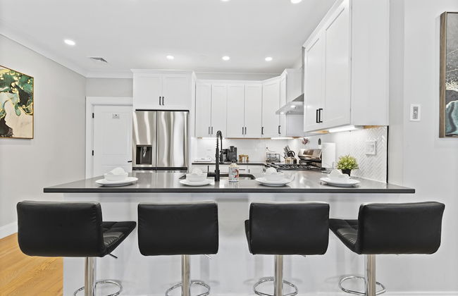 Luxury 3BD 2BA Near Logan Airport and T Station - Foto 43