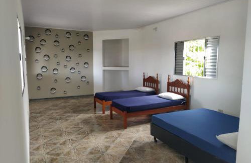 Carnaval a partir 5 diárias - 15 pessoas- Linda Casa de praia com Super piscina 12x5 Novinha com 3 níveis, Wi-Fi, Tv led,jardim , churrasqueira completa - Photo 47