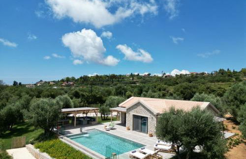 Elaiopetra Kefalonia - Stonehouse Hideaway with pool - Modern Luxury with Serene Sea and Mountain Views - Foto 3
