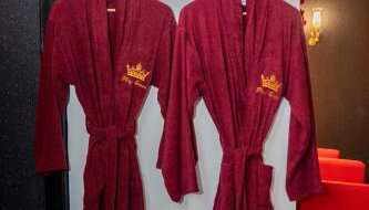 Play Queen - A Playful Unique Hot Tub Retreat - Foto 3