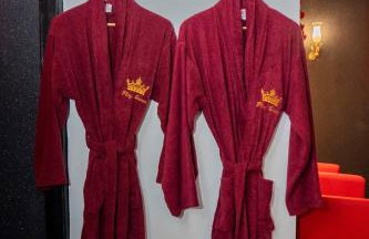 Play Queen - A Playful Unique Hot Tub Retreat - Foto 3