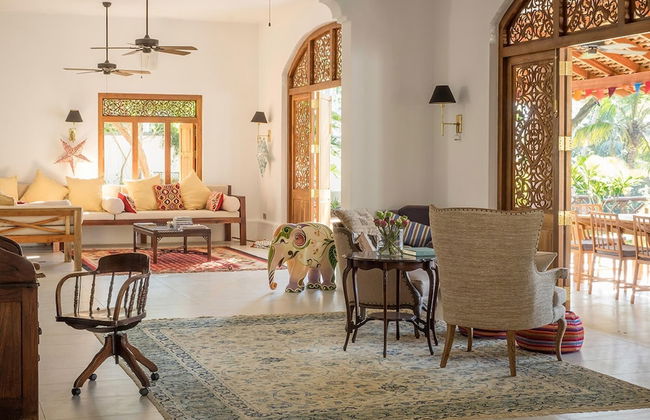 A Sophisticated Spacious Beach Villa With 20 Meter Water Slide - Foto 9