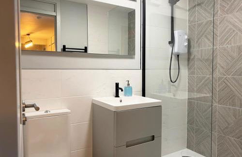 Beautiful West End Flat with Private Parking - Foto 23