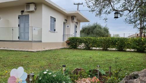 Villa Kipourio - Photo 3, Garden view