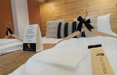 REST On The Pedestrian Street - Photo 10