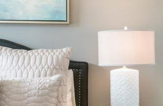 City Water View Oasis with Pool & Gym near Cruise in Heart of Seattle - Foto 25