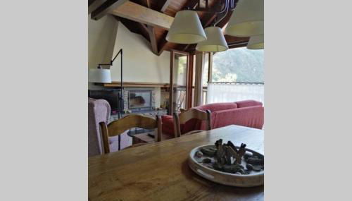 Espectacular ático duplex en Isil - Foto 4