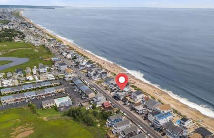 Beachfront Parking Salisbury Beach Retreat - Foto 39